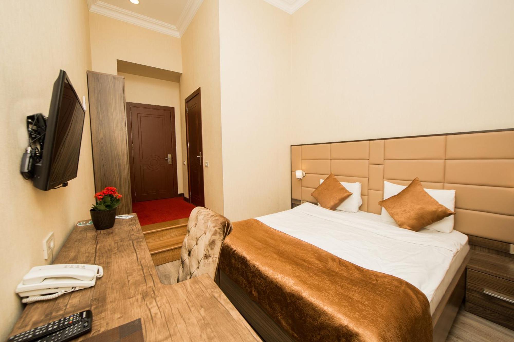 Passaje Old Hotel Baku Eksteriør bilde