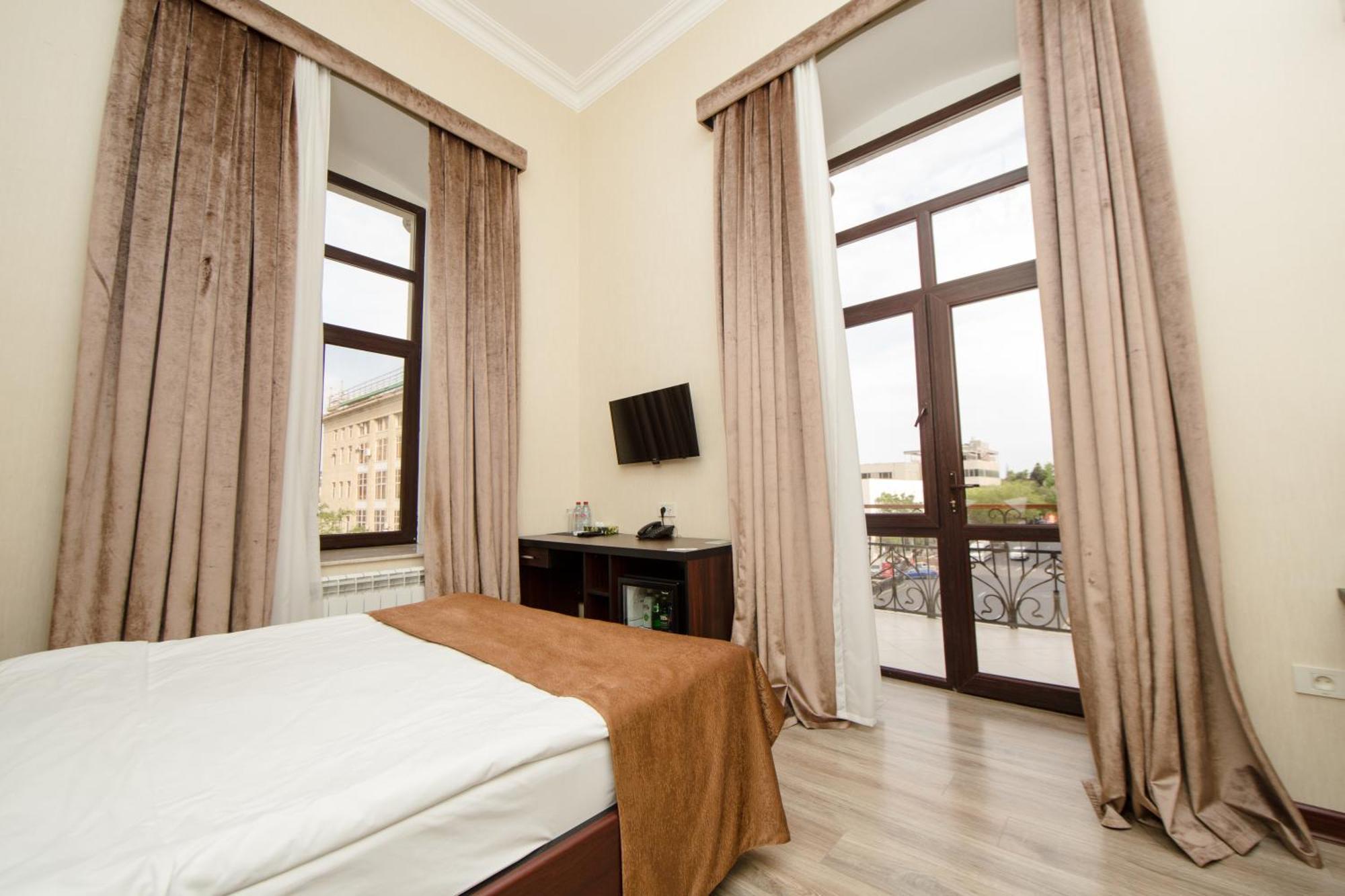 Passaje Old Hotel Baku Eksteriør bilde